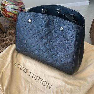 Louis Vuitton purse